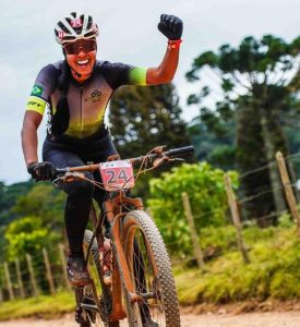 Após vencer o sedentarismo, atleta de Lorena se destaca no ciclismo e inspira superação