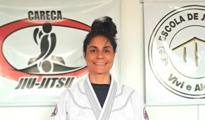 Faixa-preta de jiu-jitsu, Viviane Guimarães lança vaquinha online para cirurgia no joelho