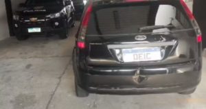 Apreendido carro usado em furto de mais de 100 notebooks em escola de Taubaté