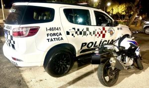 Motocicleta furtada é recuperada no Jardim da Granja pela Força Tática