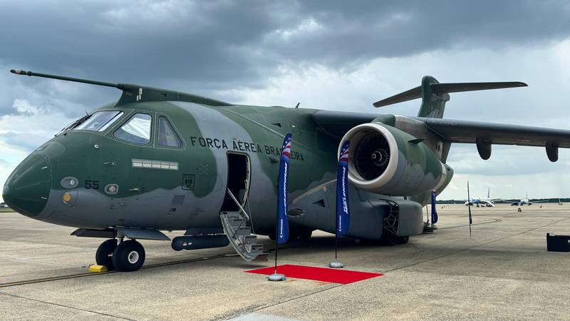 Embraer investe na Índia e se prepara para disputar contrato bilionário de cargueiros militares KC-390