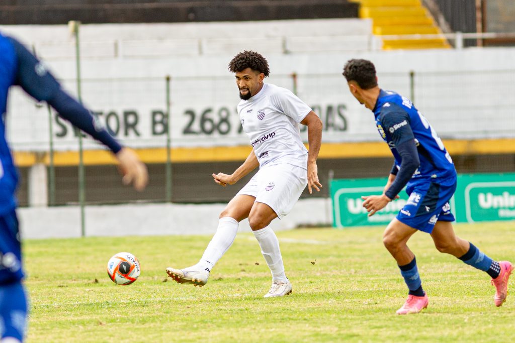 São José vacila, tem jogador expulso e perde para o Comercial por 1 a 0 em Ribeirão!