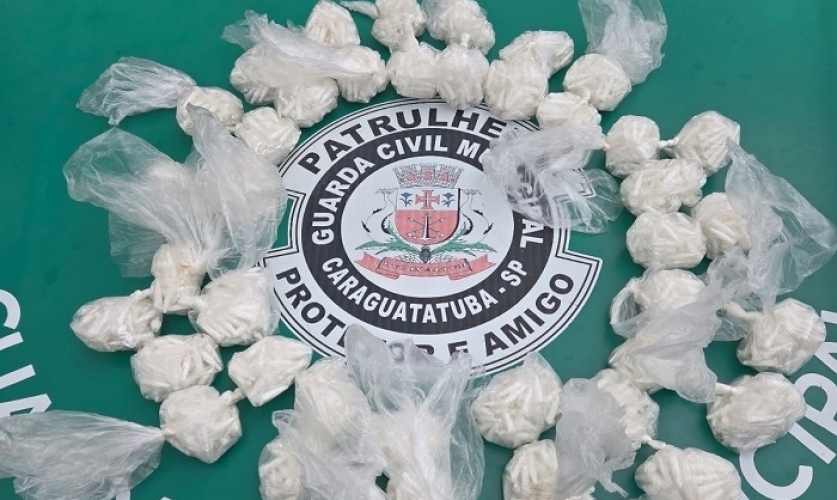 Após perseguição, traficante é preso com mais de 2 mil pinos de cocaína pela GCM de Caraguá