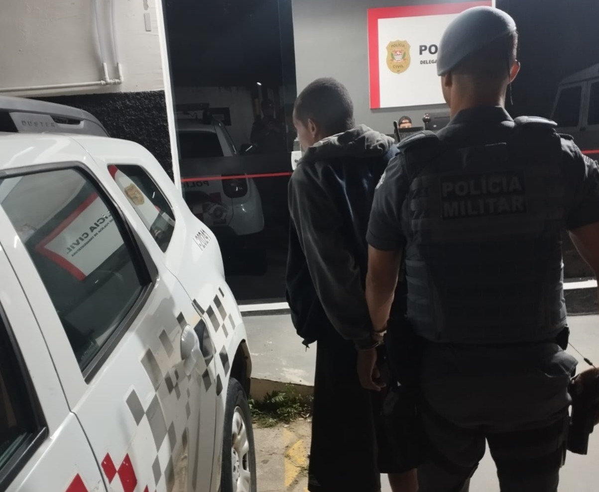 Tráfico de drogas em Caraguatatuba: homem é preso pela PM 