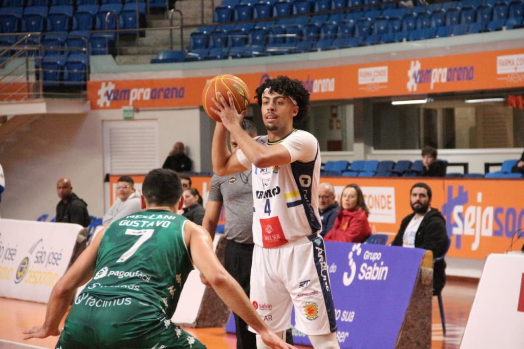 Classificado! São José Basketball vence o Bauru e garante vaga na semi