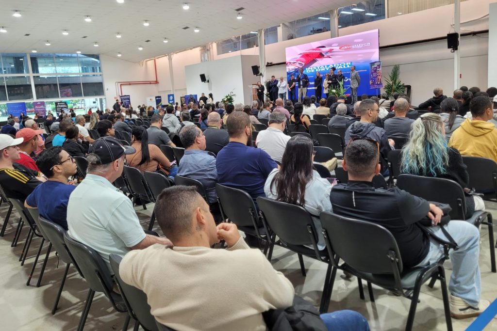 Feira do Emprego em São José dos Campos reúne 2 mil pessoas