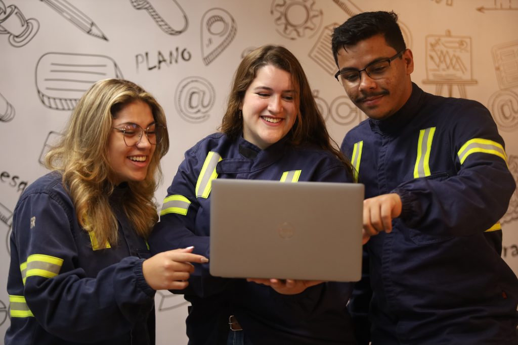 Gerdau abre 150 vagas de estágio no Brasil, 50 delas em SP e São José