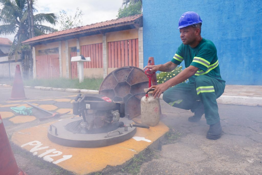 Sabesp faz testes com fumaça em bairros da região sul de São José dos Campos