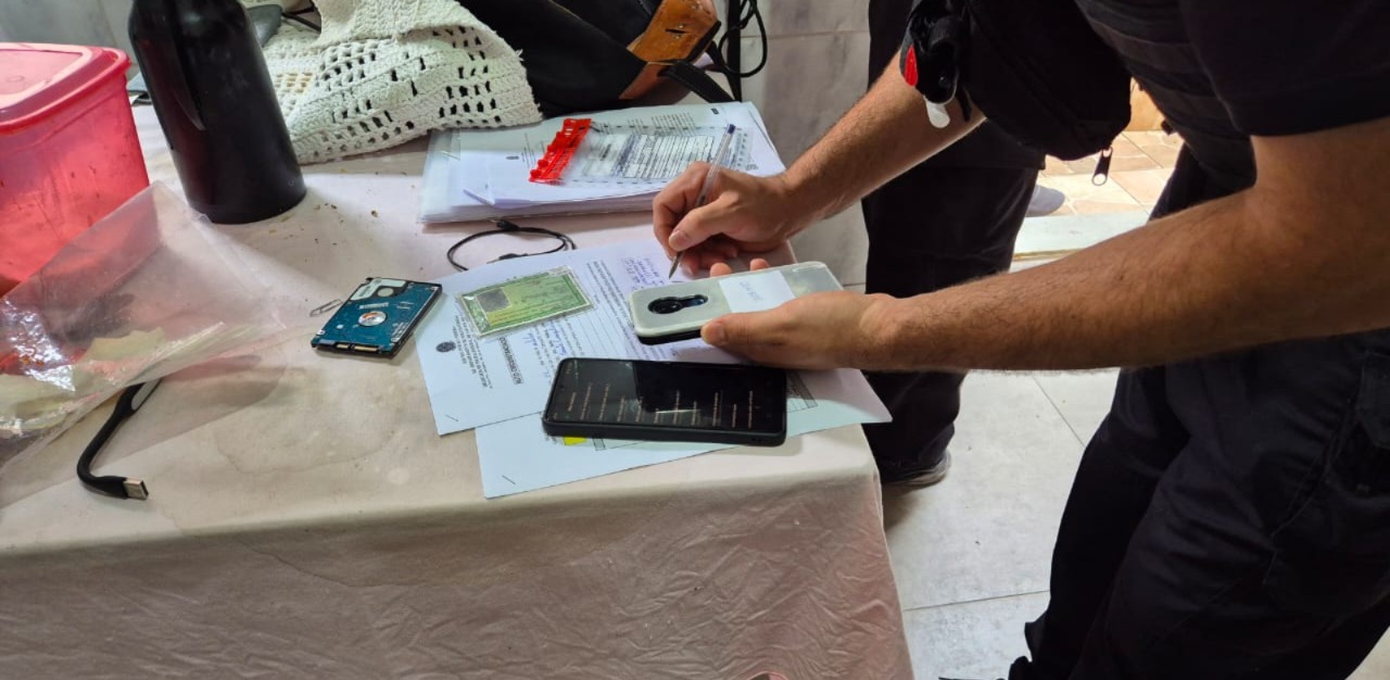 Homem é preso em São José dos Campos durante operação contra abuso infantil 