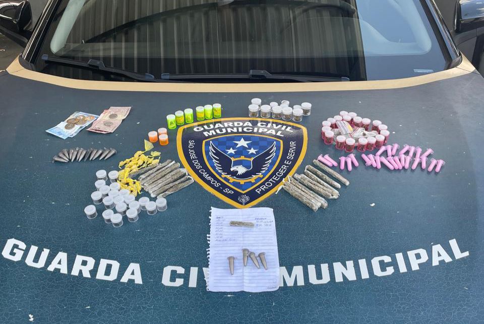 Tráfico: Homem é preso em flagrante com cinco tipos de drogas no São Judas