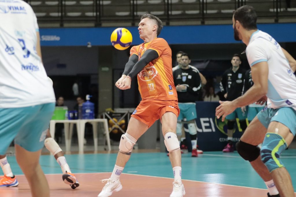 Em estreia amarga, Vôlei São José perde pro Suzano na Superliga