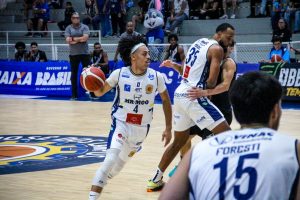 Diante da torcida, São José Basketball vence o Vasco e sobe na tabela do NBB Caixa