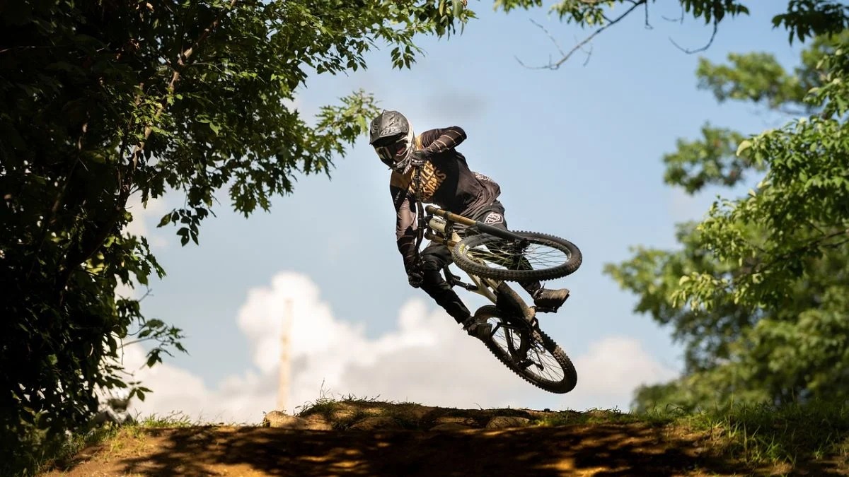 Liga Paulista de Downhill tem etapa em Ilhabela neste fim de semana 