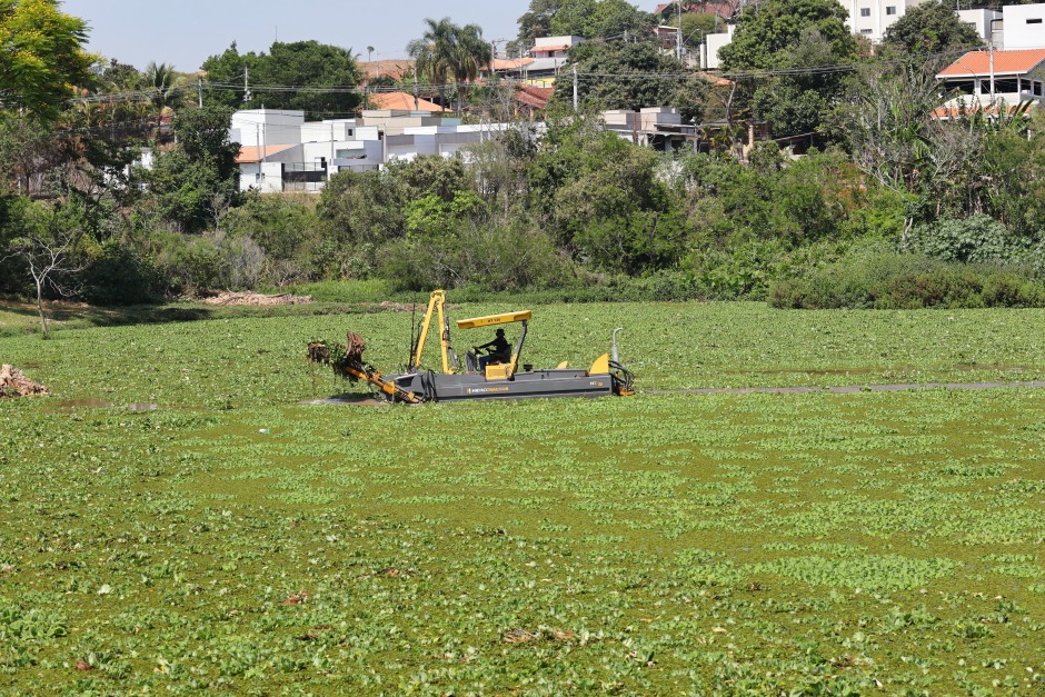 Limpeza do Lago do bairro Pousada do Vale é concluída em São José dos Campos