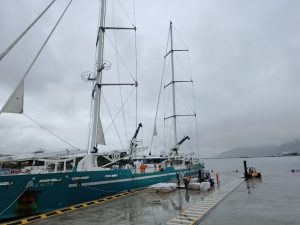 Cargueiro movido a vento leva café e cacau de São Sebastião à Europa