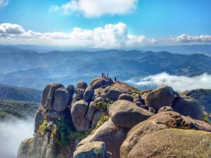 Perdido no no Pico do Itaguaré, na divisa entre SP e MG, homem é resgatado pelos Bombeiros!