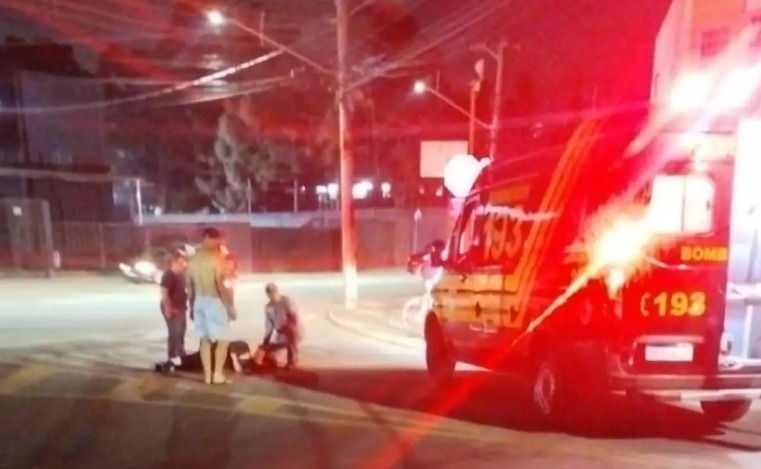 Ciclista fica ferida em São José após colisão com carro!