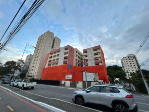 Implosão do Hotel Urupema ao vivo — Life Informa transmite neste domingo