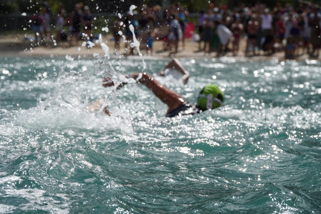 Travessia a nado de Caraguá a Ilhabela: 24 km de resistência e estratégia!