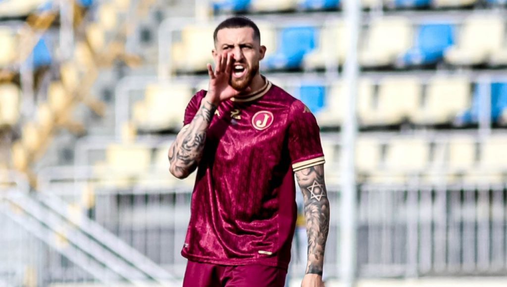 Renan Diniz chega ao Taubaté para a Série A-2 com experiência e título paulista no currículo