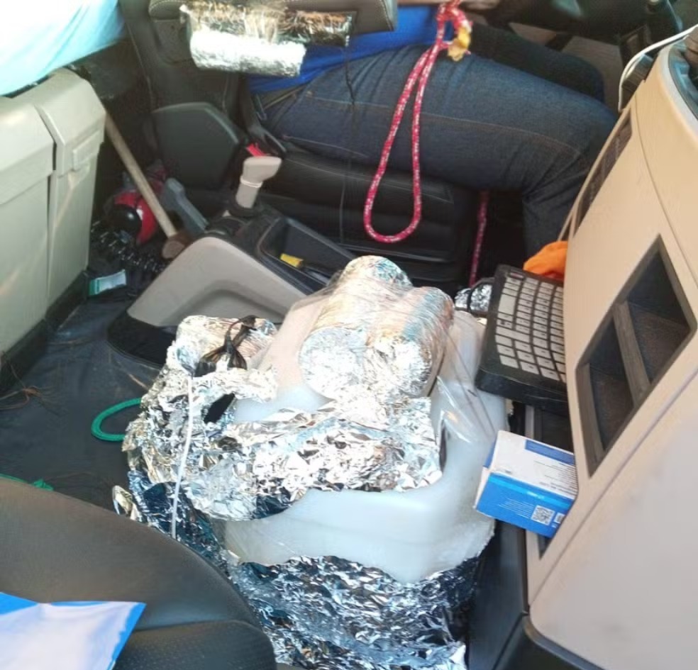 Rodoanel é bloqueado por suspeita de bomba em carreta; Gate foi acionado e motorista desmaiou na cabine durante a operação