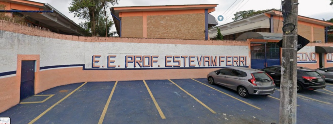 Escola Estadual Estevam Ferri 