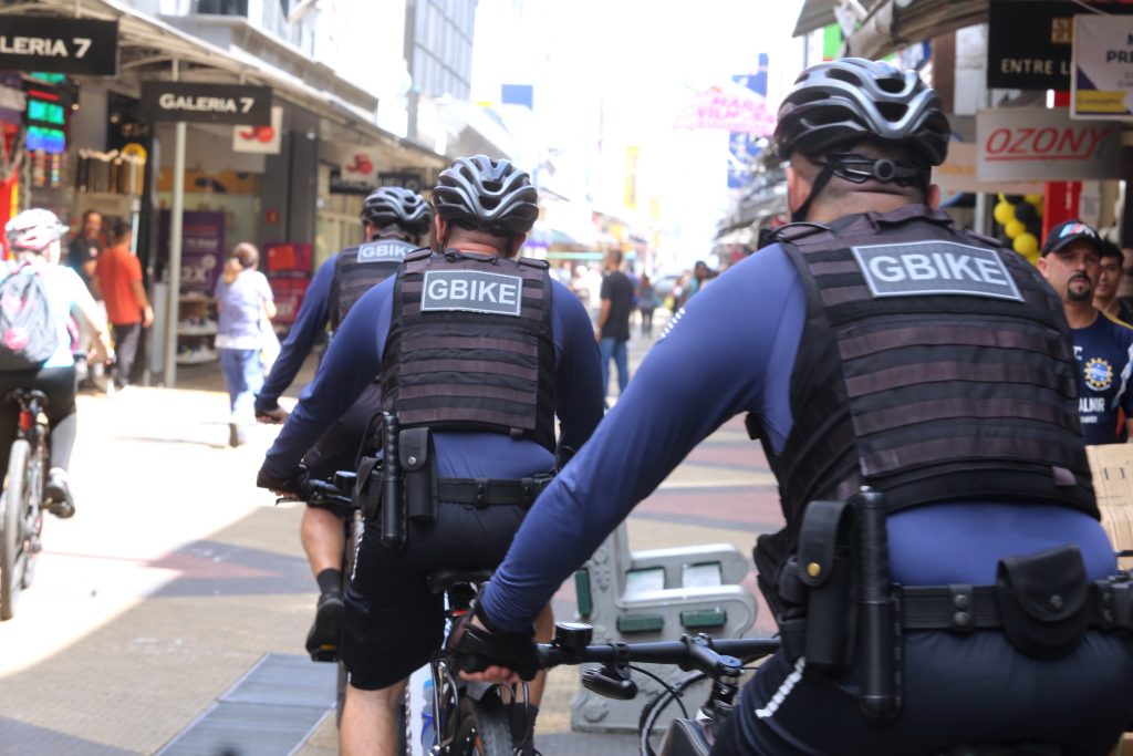 Operação Natal amplia presença da GCM e fiscalização nos comércios de São José dos Campos