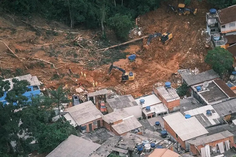 São Sebastião realiza simulados de evacuação em oito bairros com risco de deslizamentos