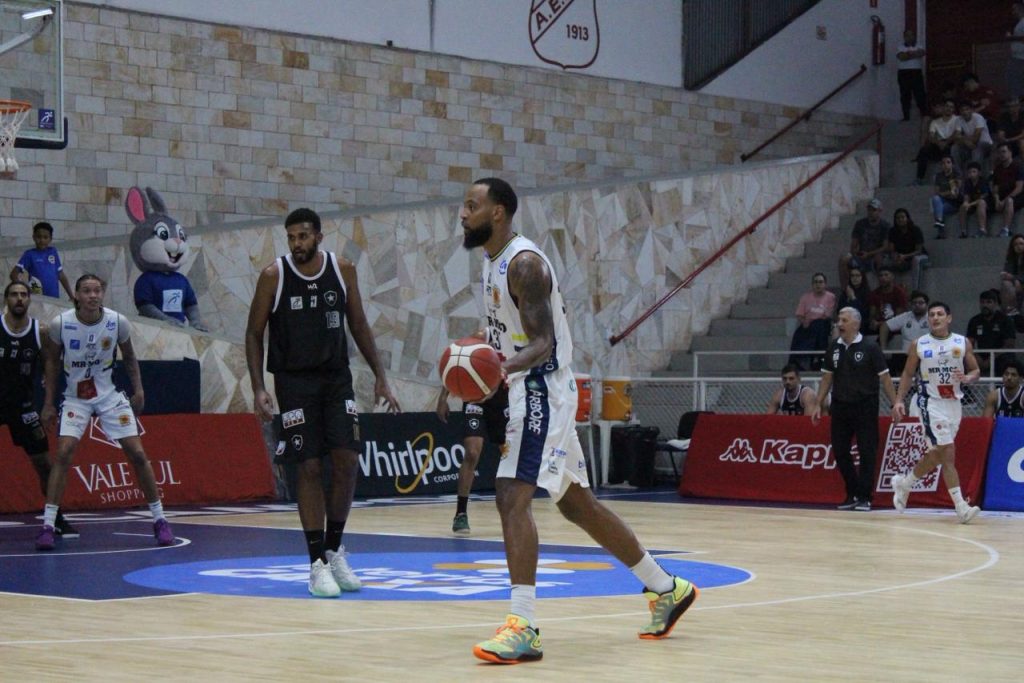 Na estreia do novo técnico, São José vence Botafogo no Linneu!