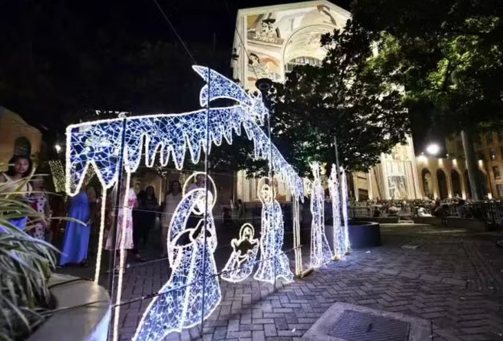 Fé, luz e mensagem ecológica: Santuário de Aparecida apresenta presépio e decoração natalina