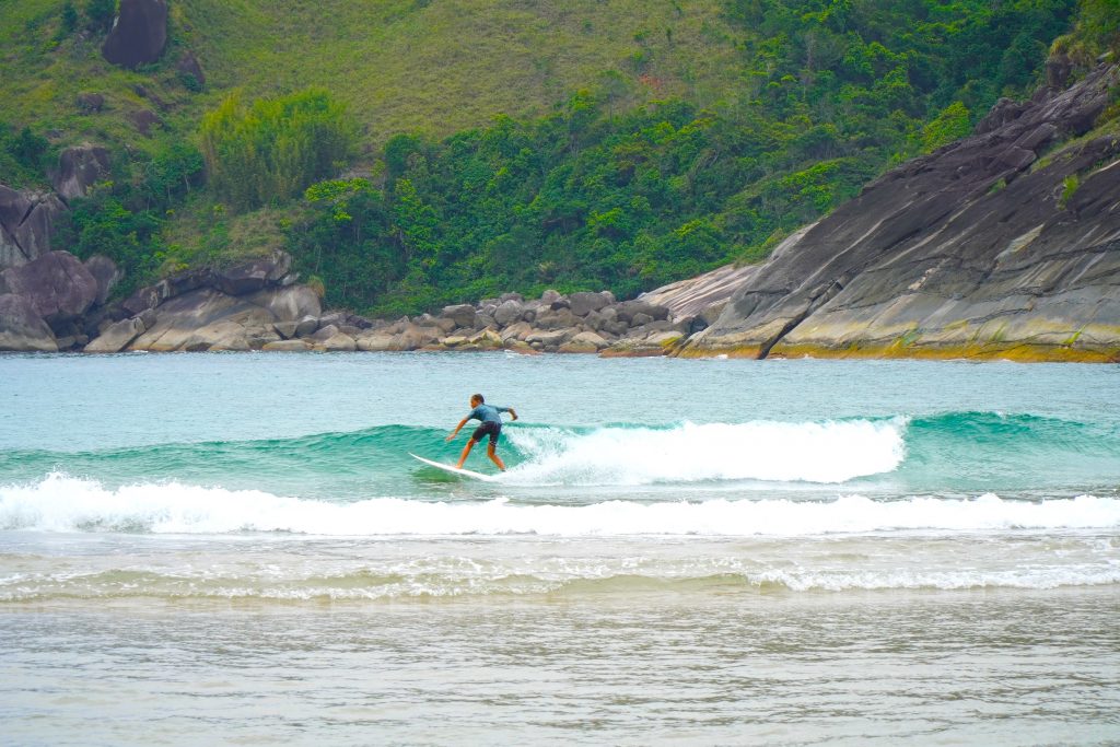 Paraíso isolado, Bonete recebe 6ª edição do Campeonato de Surf das Comunidades Tradicionais