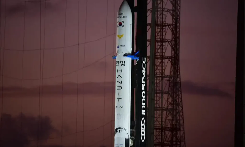 Foguete sul-coreano falha em voo comercial e explode após lançamento no Maranhão