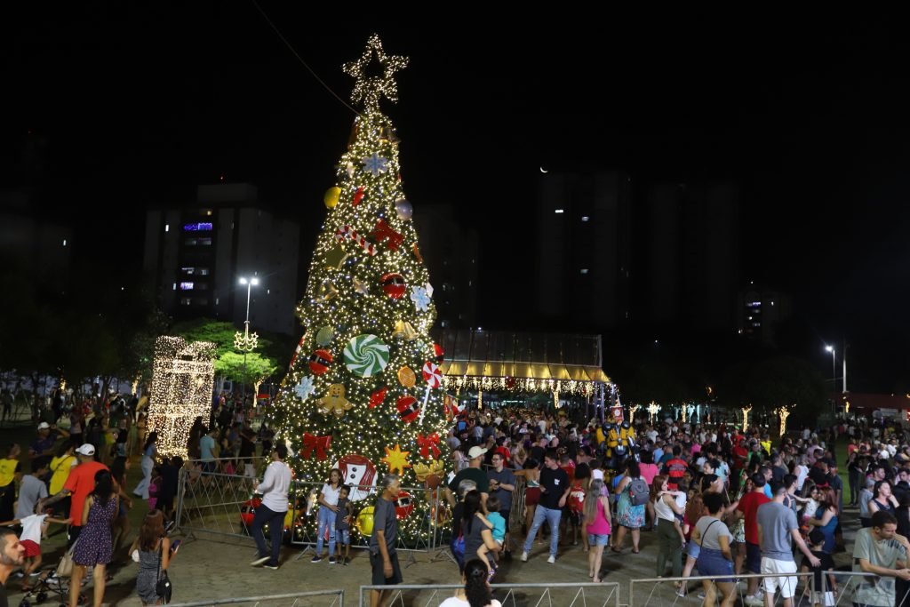 Caravana de Natal e Casa do Papai Noel em Jacareí 