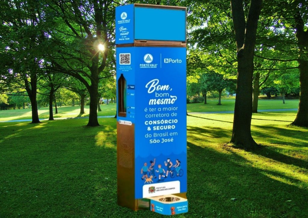 São José dos Campos amplia pontos de hidratação com bebedouros e vaporizador para enfrentar o calor nos espaços urbanos