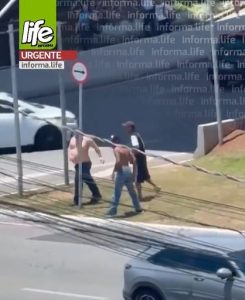 Agressão de dois contra um ao lado da ponte estaiada em São José