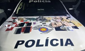 Cinco criminosos detidos no Santa Inês pela PM por série de roubos praticados em Itajubá