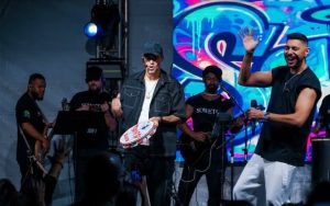 Soweto abre nesta sexta temporada de shows em Caraguaá, que espera receber 700 mil turistas no Réveillon