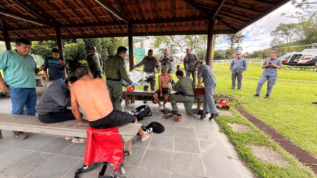 Ciclistas desaparecidos são resgatados após seis dias em mata de Juquitiba