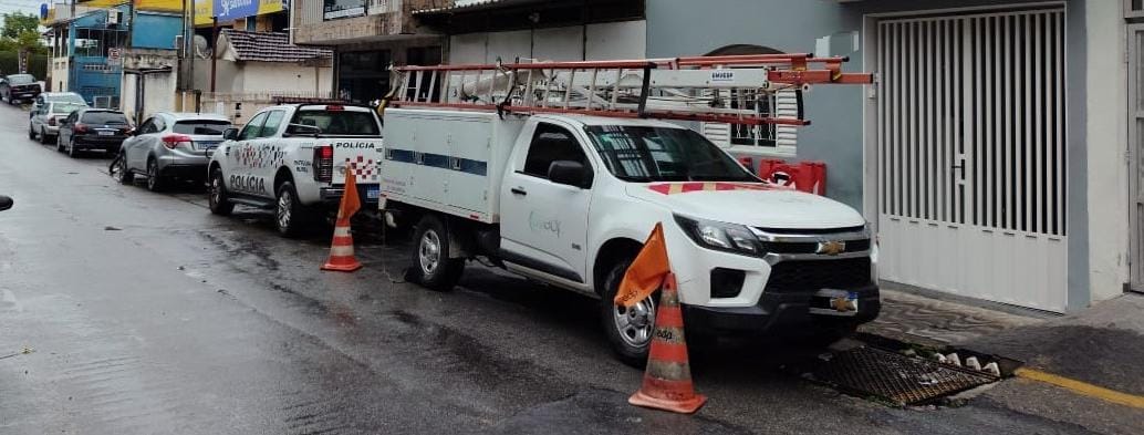 Operação da Polícia com apoio da EDP flagra furto de energia em hotel no bairro Santa Rita, em Aparecida