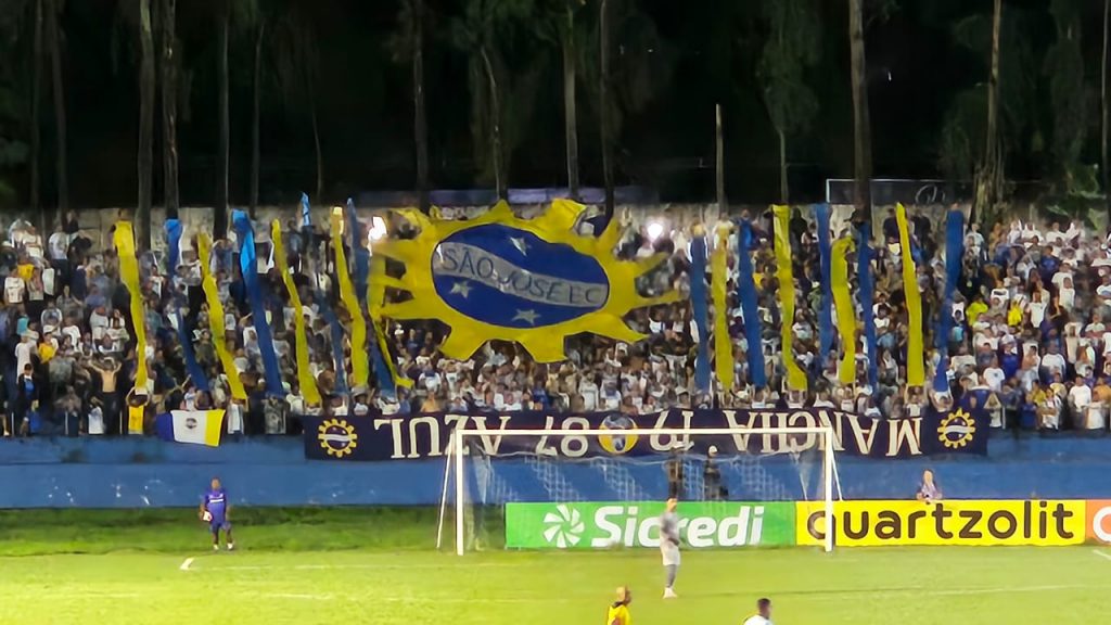 Mancha Azul organiza caravana para levar torcedores do São José ao clássico contra o Taubaté, no Joaquinzão