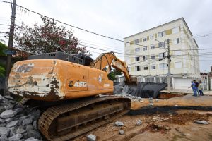 Obra em três etapas busca recuperar cratera aberta no Jardim Imperial