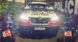 Quadrilha de moto que roubava celular de pedestres em Ubatuba é presa pela PM!