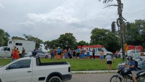 Motociclista ficou ferido após colisão envolvendo caminhão do DER em Ubatuba