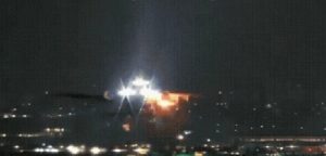 Susto em Guarulhos: Avião faz pouso de emergência após explosão em turbina durante decolagem