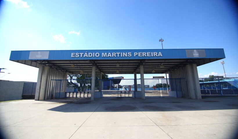 Seleção Brasileira Sub-20 joga no Martins Pereira em São José