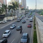 Região de São José dos Campos já registra mais de 992 mil veículos licenciados em 2026, segundo o Detran-SP