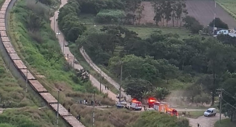 Mulher de 50 anos morre após ser atropelada por trem em São José dos Campos