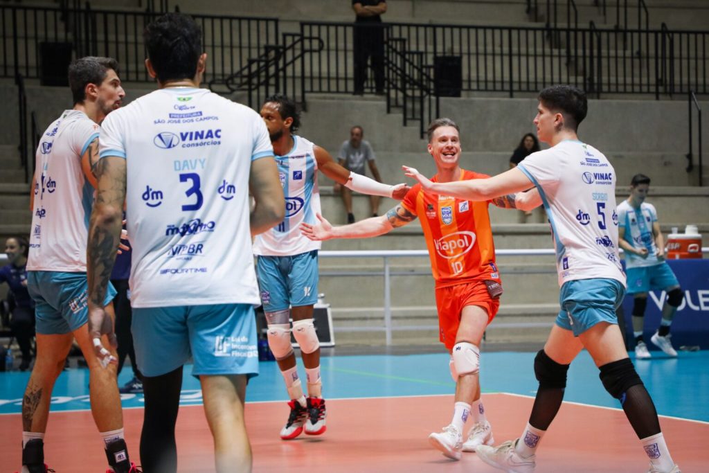Vôlei São José garante permanência na Superliga após vitória sobre o Sesi Bauru fora de casa