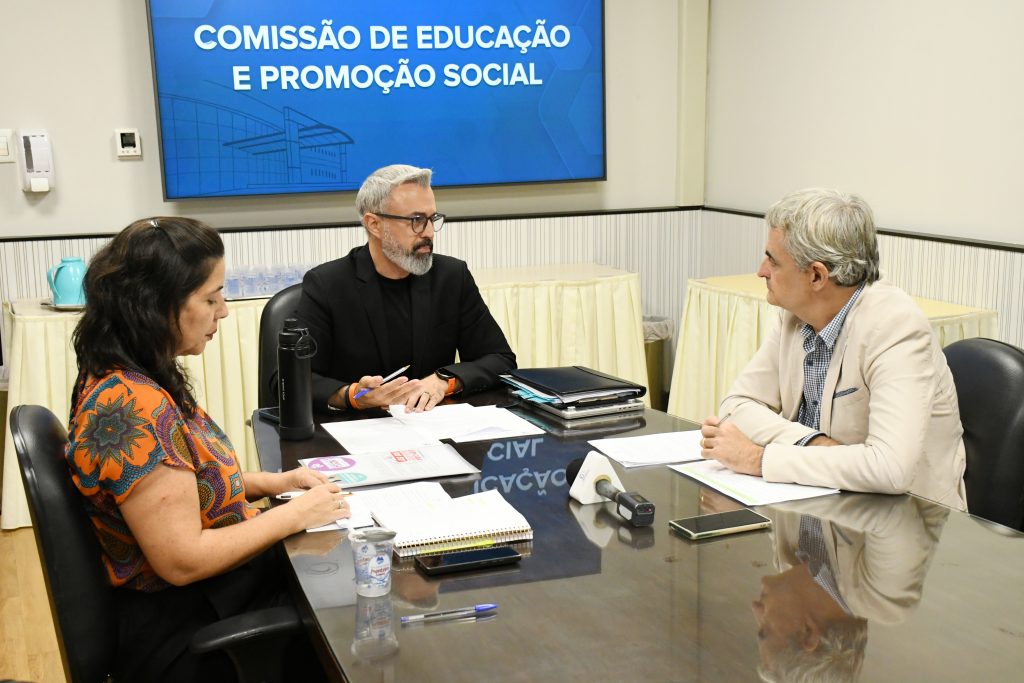 Comissão de Educação planeja vistorias e debater assistência social