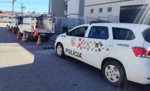 Operação contra furto de energia flagra irregularidade em mercado de Taubaté